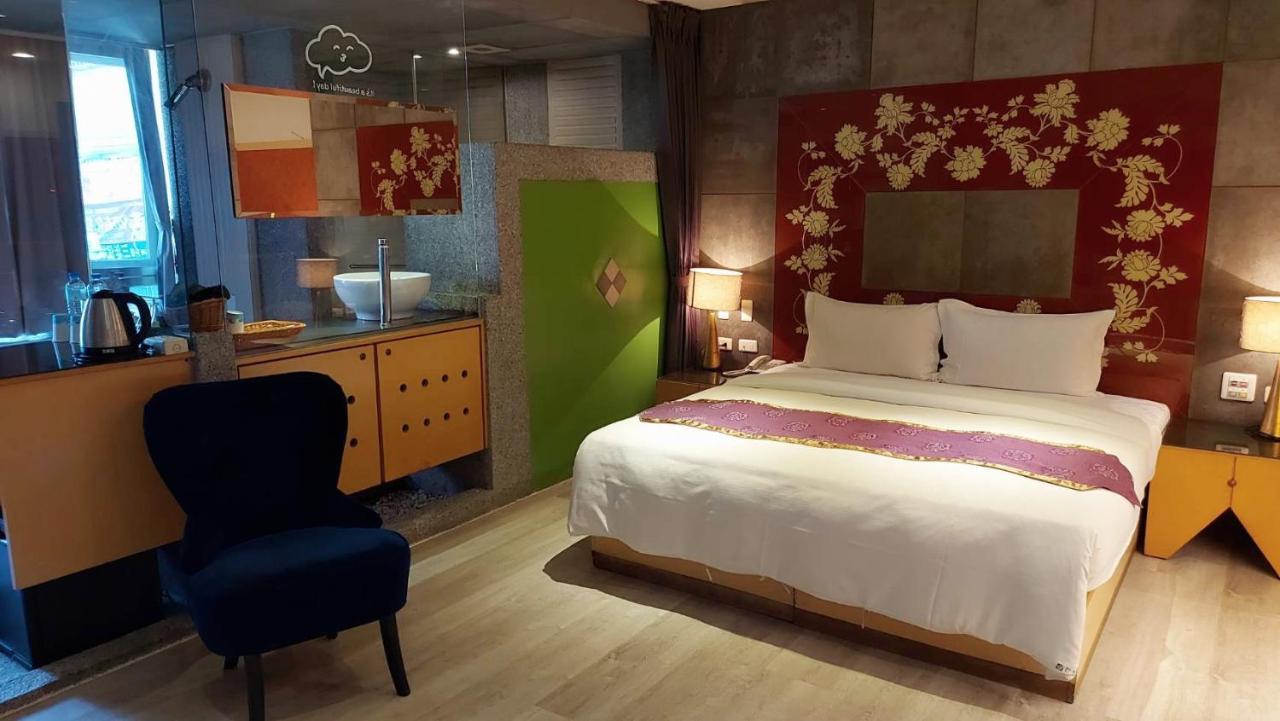 Jungle City Motel Чиай Сити Екстериор снимка